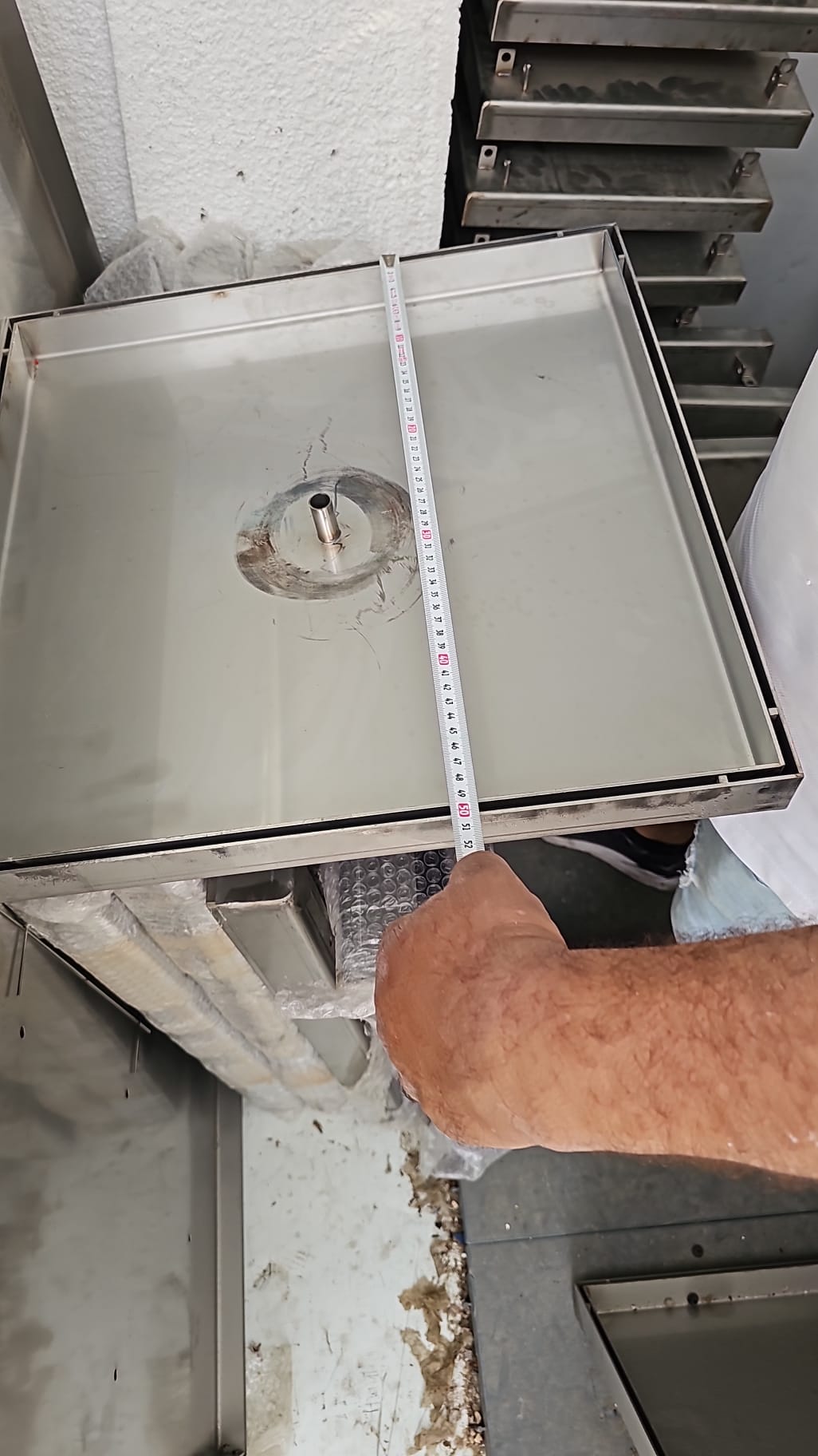 מכסה בור חלחול נירוסטה 50*50 ס"מ – תמונה 12