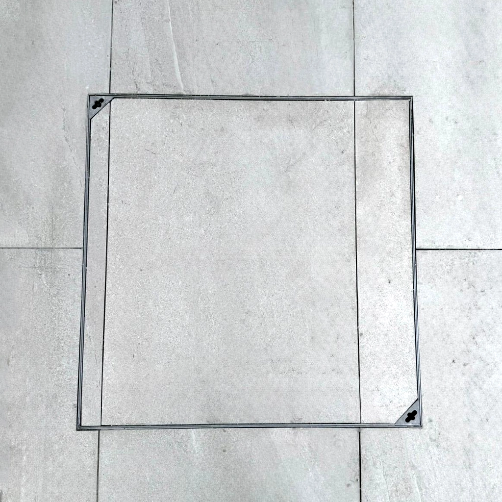 מכסה שוחת ביוב לריצוף מנירוסטה - דלוקשרי